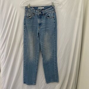 PacSun Mom Jean Size 23